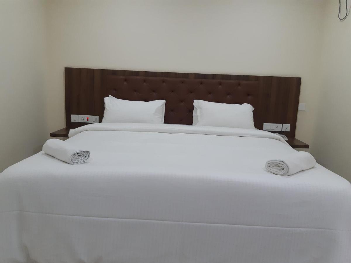 فندق Cnr Residency Madanapalle المظهر الخارجي الصورة