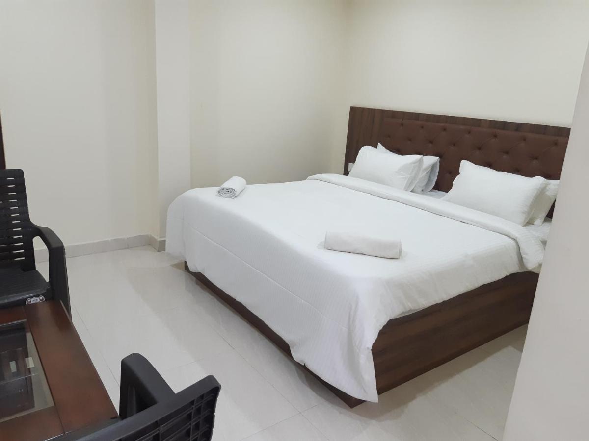 فندق Cnr Residency Madanapalle المظهر الخارجي الصورة